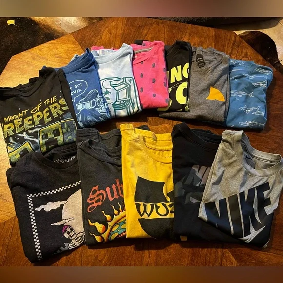 Boys T-shirt bundle - Picture 1 of 4